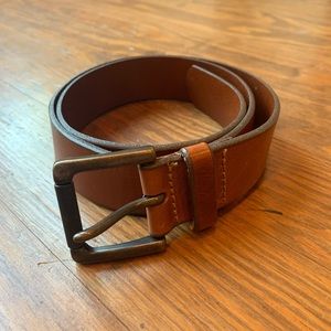 MENS BROWN LEATHER BELT BANANA REPUBLIC